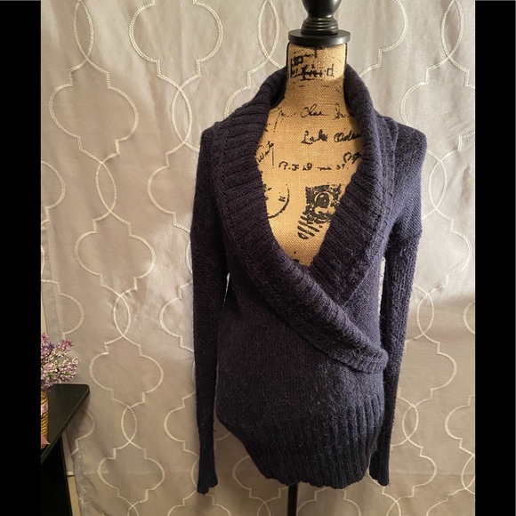 LOFT Sweaters - Anne Taylor Loft Alpaca pullover sweater